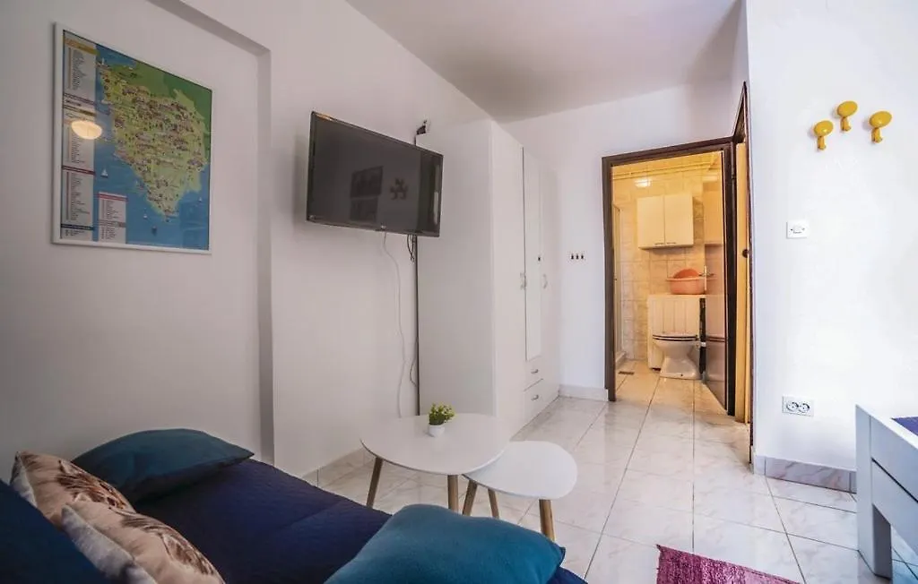 Apartment Vito Pula